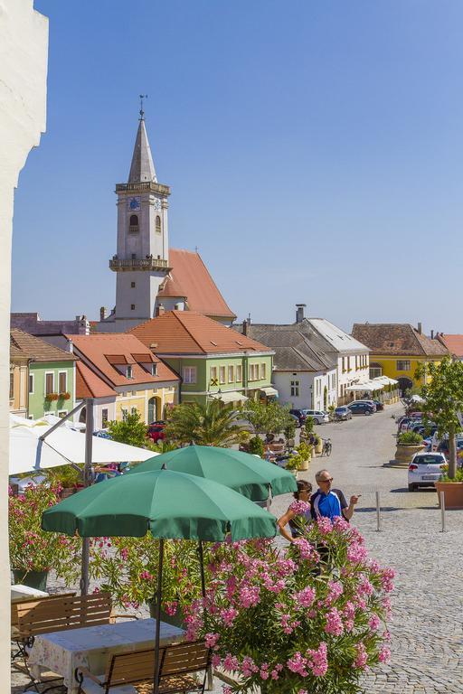 Unser Rosa Haus Fuer Sie Rust Kamer foto