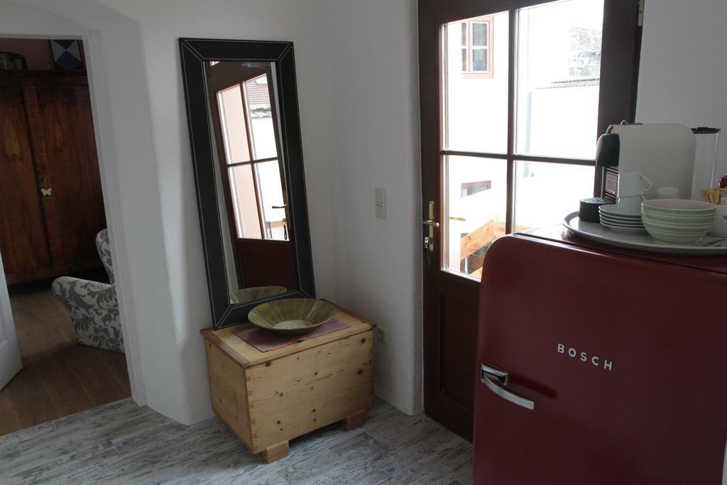 Unser Rosa Haus Fuer Sie Rust Kamer foto