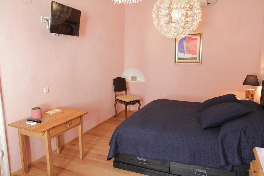 Unser Rosa Haus Fuer Sie Rust Kamer foto
